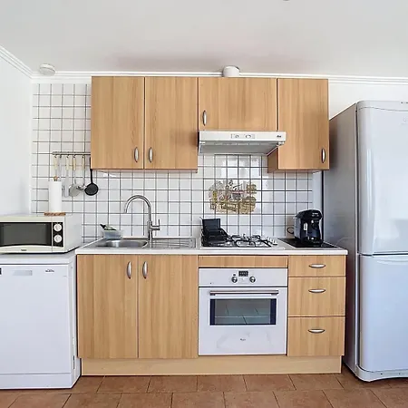 Maison 50m2 Dans Propriete Privee A 20 Minutes De La * Marseille